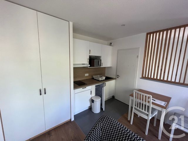 Appartement F1 à louer - 1 pièce - 25.45 m2 - MULHOUSE - 68 - ALSACE - Century 21 Weiblen Immeubles