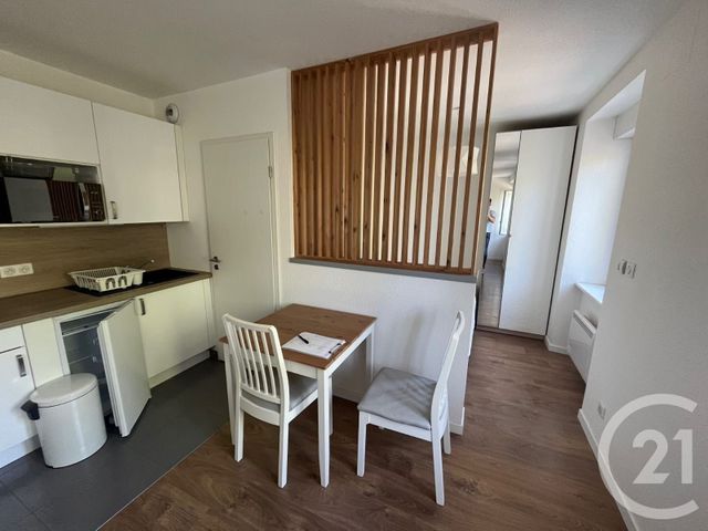 Appartement F1 à louer - 1 pièce - 25.45 m2 - MULHOUSE - 68 - ALSACE - Century 21 Weiblen Immeubles