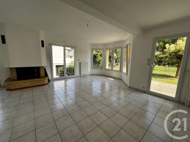 maison à louer - 8 pièces - 145.0 m2 - LUTTERBACH - 68 - ALSACE - Century 21 Weiblen Immeubles
