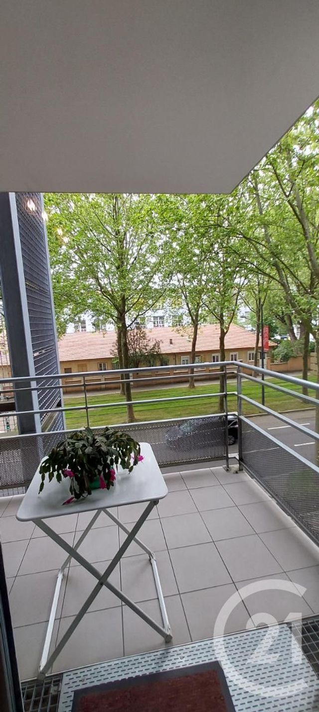 Appartement F2 à vendre - 2 pièces - 40.65 m2 - MULHOUSE - 68 - ALSACE - Century 21 Weiblen Immeubles