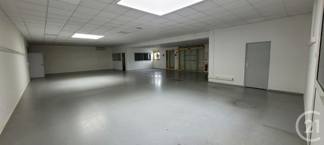 commerce à louer - 450.0 m2 - SAUSHEIM - 68 - ALSACE - Century 21 Weiblen Immeubles