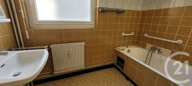 Afficher la photo en grand Appartement F2 à vendre - 2 pièces - 62.2 m2 - MULHOUSE - 68 - ALSACE - Century 21 Weiblen Immeubles