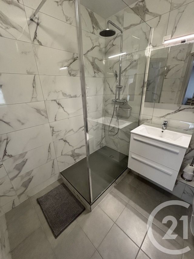 Appartement F2 à louer - 2 pièces - 47.0 m2 - MULHOUSE - 68 - ALSACE - Century 21 Weiblen Immeubles