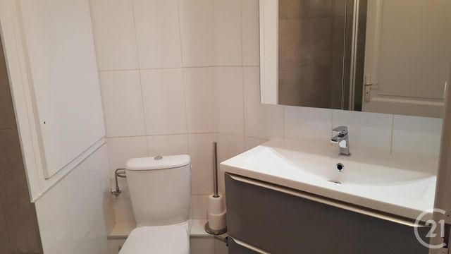 Appartement F2 à louer - 2 pièces - 46.0 m2 - MULHOUSE - 68 - ALSACE - Century 21 Weiblen Immeubles
