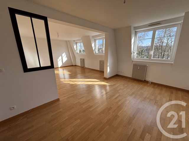 Appartement F4 à louer - 4 pièces - 123.0 m2 - MULHOUSE - 68 - ALSACE - Century 21 Weiblen Immeubles