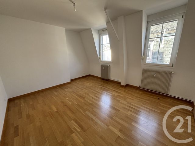Appartement F4 à louer - 4 pièces - 123.0 m2 - MULHOUSE - 68 - ALSACE - Century 21 Weiblen Immeubles