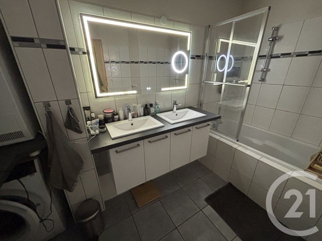 Appartement F4 à louer - 4 pièces - 123.0 m2 - MULHOUSE - 68 - ALSACE - Century 21 Weiblen Immeubles