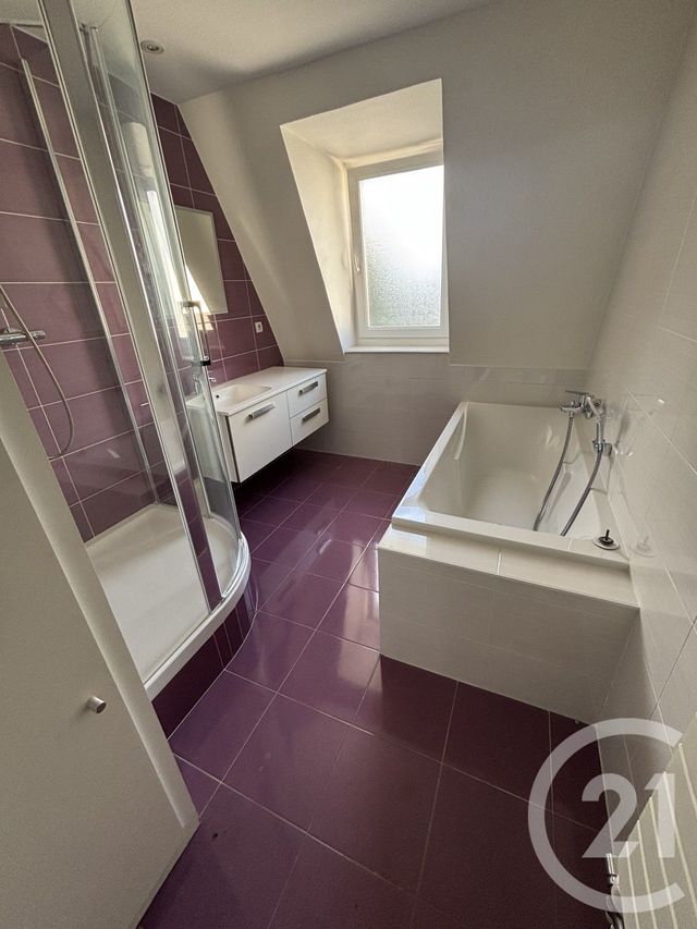 Afficher la photo en grand Appartement Duplex à louer - 4 pièces - 107.7 m2 - MULHOUSE - 68 - ALSACE - Century 21 Weiblen Immeubles