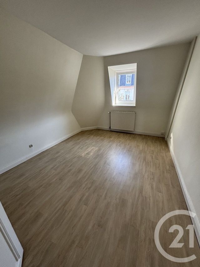 Afficher la photo en grand Appartement Duplex à louer - 4 pièces - 107.7 m2 - MULHOUSE - 68 - ALSACE - Century 21 Weiblen Immeubles