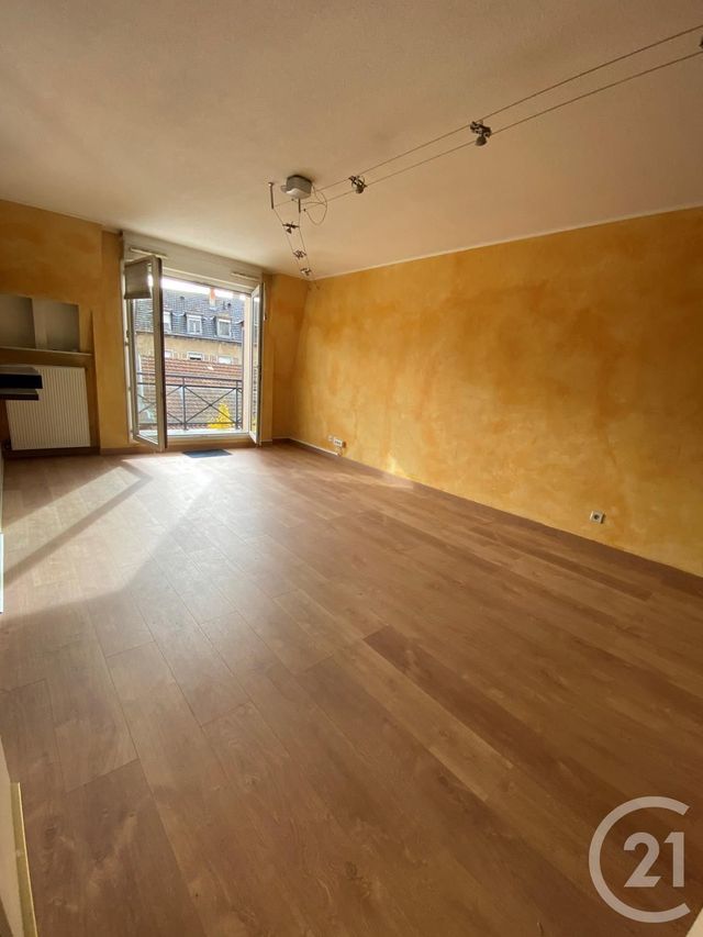 Appartement F3 à louer - 3 pièces - 64.0 m2 - MULHOUSE - 68 - ALSACE - Century 21 Weiblen Immeubles