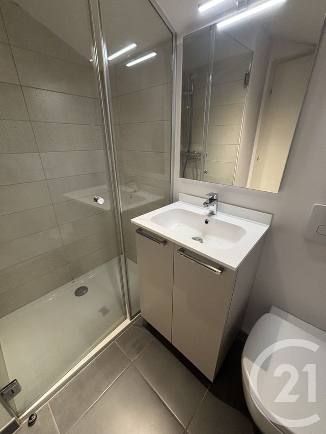 Appartement Duplex à louer - 4 pièces - 67.73 m2 - MULHOUSE - 68 - ALSACE - Century 21 Weiblen Immeubles