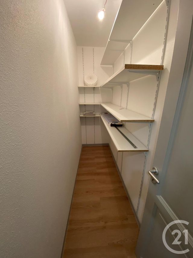 Appartement F4 à louer - 4 pièces - 109.0 m2 - MULHOUSE - 68 - ALSACE - Century 21 Weiblen Immeubles