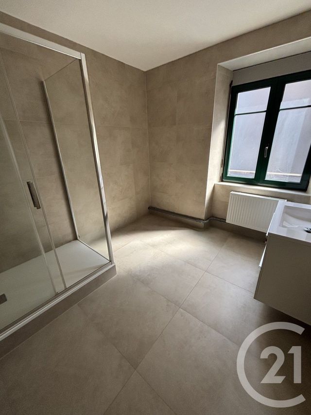 Appartement F4 à louer - 4 pièces - 109.0 m2 - MULHOUSE - 68 - ALSACE - Century 21 Weiblen Immeubles