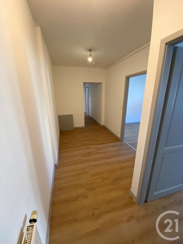 Appartement F4 à louer - 4 pièces - 109.0 m2 - MULHOUSE - 68 - ALSACE - Century 21 Weiblen Immeubles
