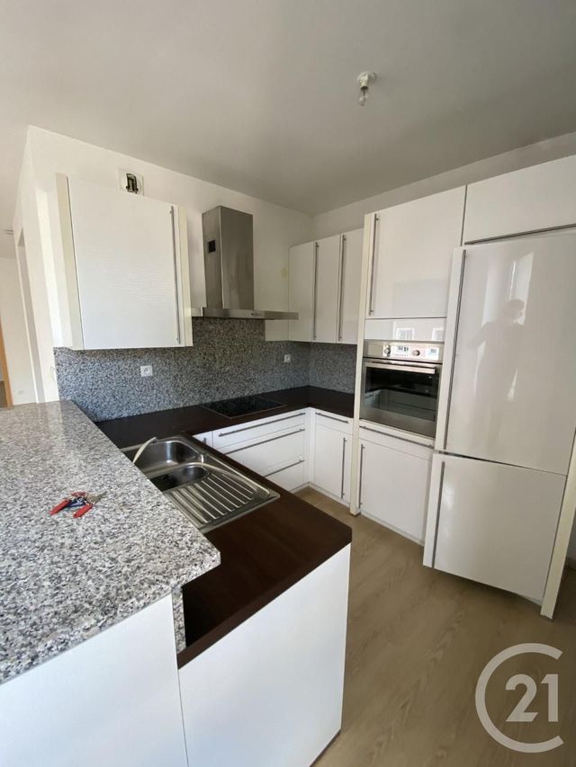 Appartement F3 à louer - 3 pièces - 83.0 m2 - MULHOUSE - 68 - ALSACE - Century 21 Weiblen Immeubles