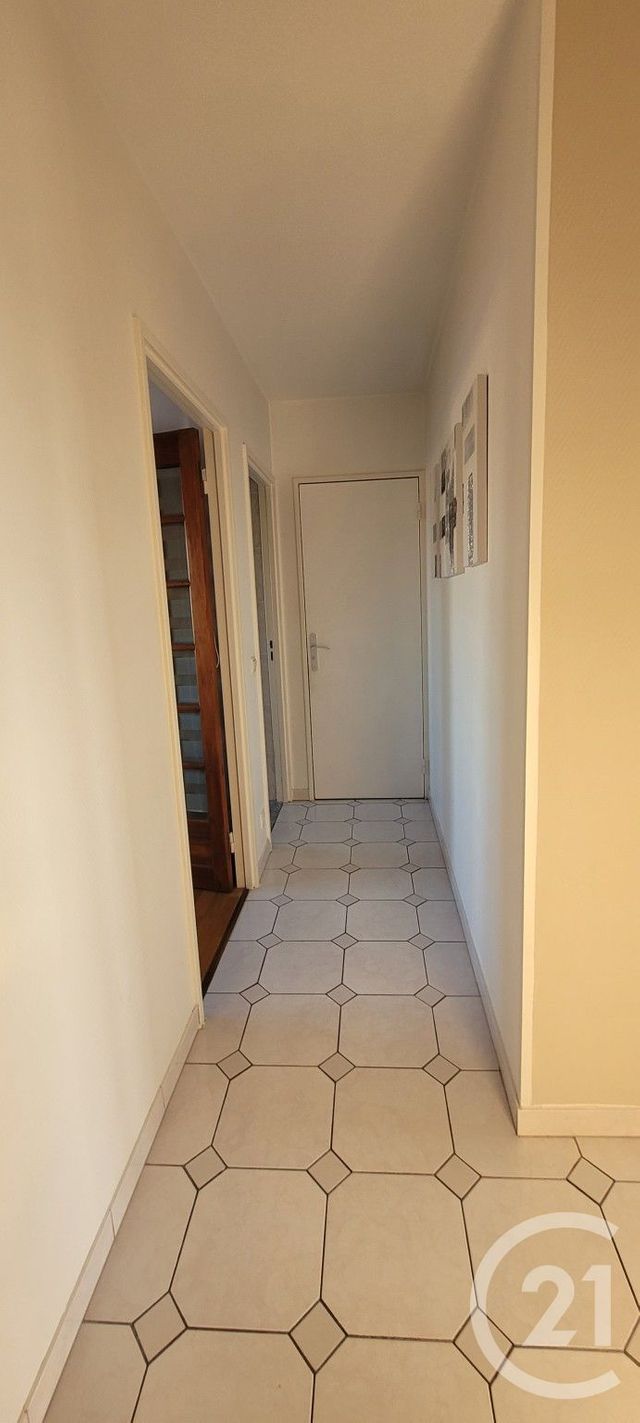 Appartement F3 à vendre - 3 pièces - 82.71 m2 - RIXHEIM - 68 - ALSACE - Century 21 Weiblen Immeubles