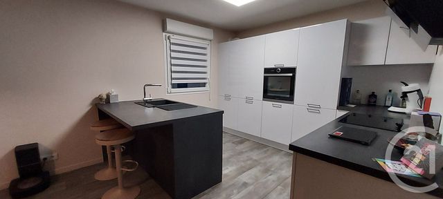 Appartement F4 à louer - 4 pièces - 88.0 m2 - BANTZENHEIM - 68 - ALSACE - Century 21 Weiblen Immeubles