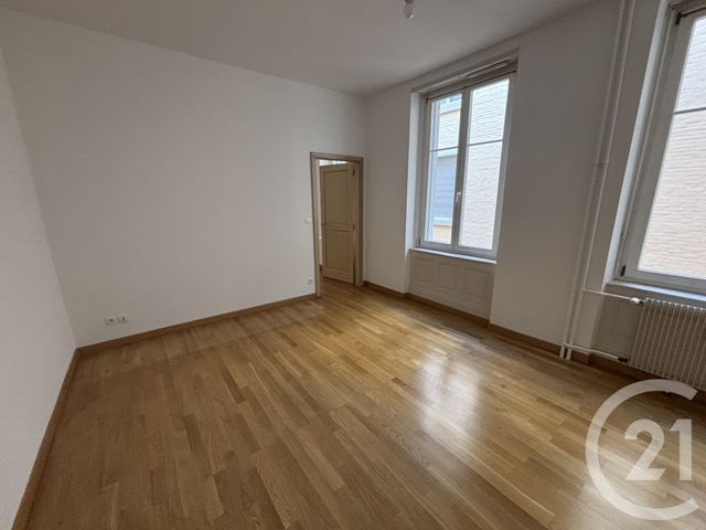 Appartement F5 à louer - 5 pièces - 133.0 m2 - MULHOUSE - 68 - ALSACE - Century 21 Weiblen Immeubles