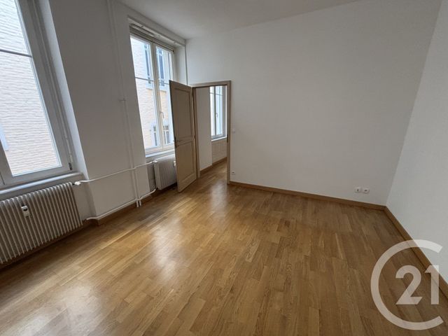 Appartement F5 à louer - 5 pièces - 133.0 m2 - MULHOUSE - 68 - ALSACE - Century 21 Weiblen Immeubles