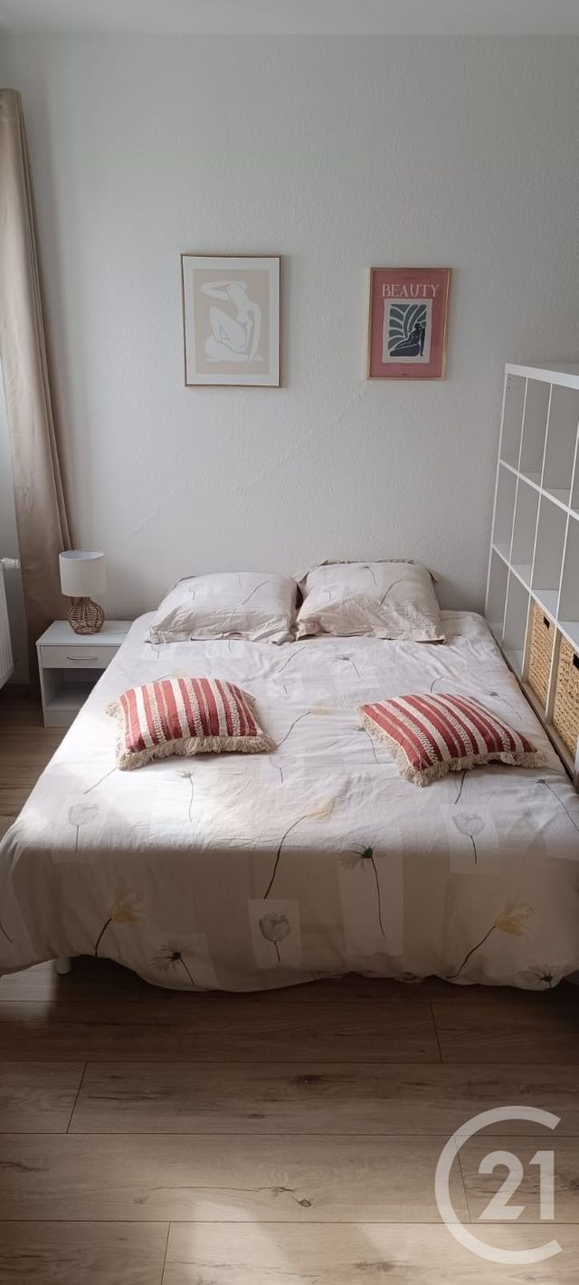 Appartement Studio à louer - 1 pièce - 33.0 m2 - MULHOUSE - 68 - ALSACE - Century 21 Weiblen Immeubles