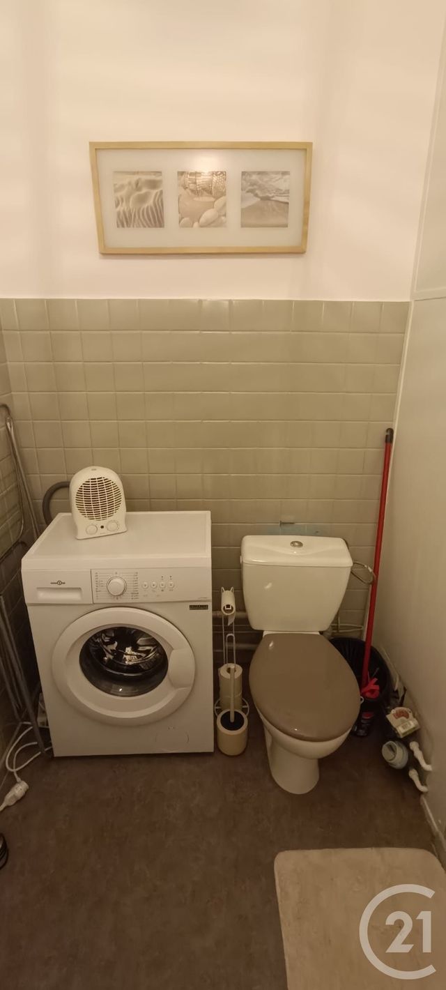 Appartement Studio à louer - 1 pièce - 33.0 m2 - MULHOUSE - 68 - ALSACE - Century 21 Weiblen Immeubles