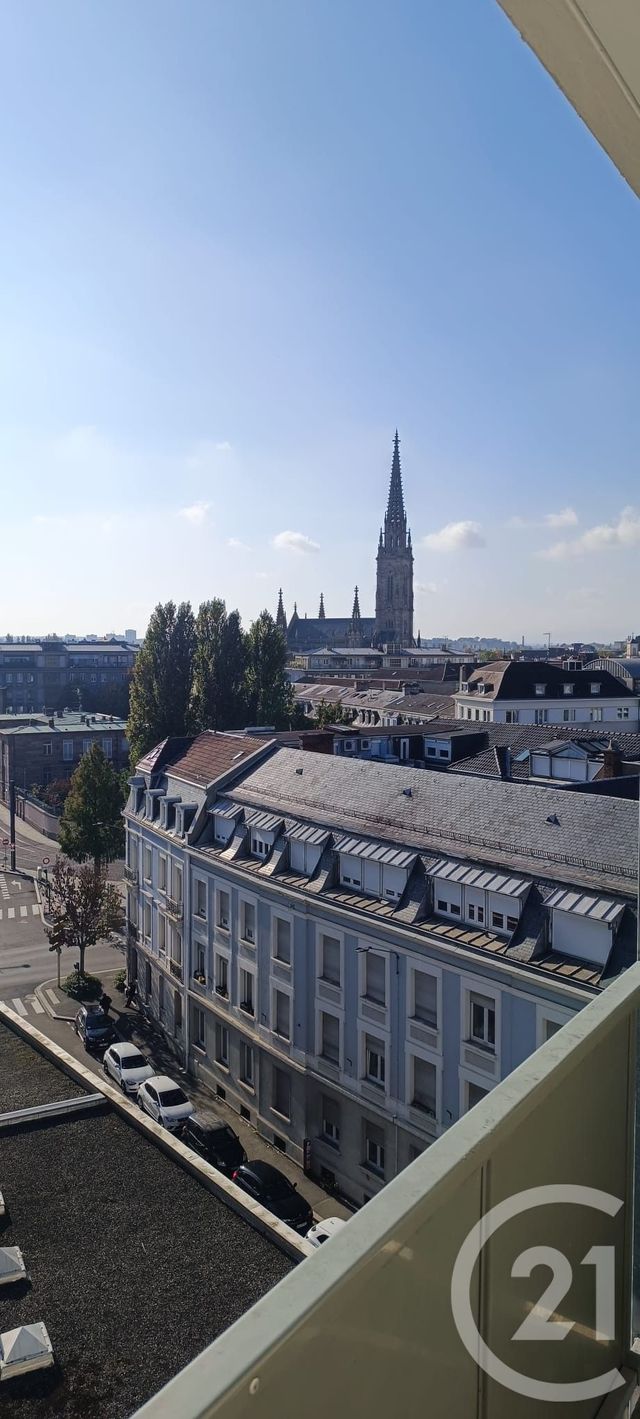 Appartement Studio à louer - 1 pièce - 33.0 m2 - MULHOUSE - 68 - ALSACE - Century 21 Weiblen Immeubles