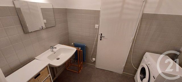 Appartement Studio à louer - 1 pièce - 33.0 m2 - MULHOUSE - 68 - ALSACE - Century 21 Weiblen Immeubles