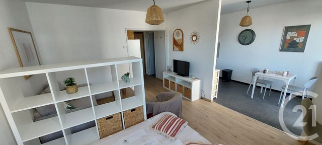 Appartement Studio à louer - 1 pièce - 33.0 m2 - MULHOUSE - 68 - ALSACE - Century 21 Weiblen Immeubles