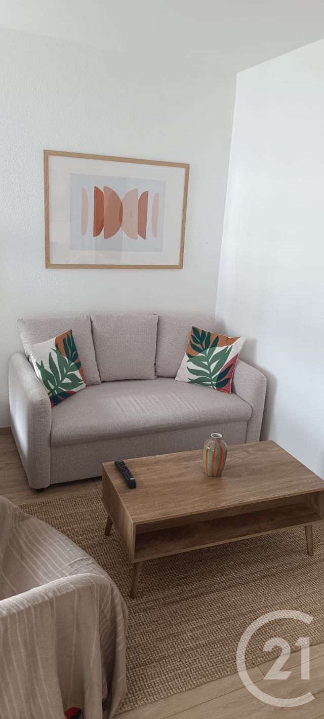 Appartement Studio à louer - 1 pièce - 33.0 m2 - MULHOUSE - 68 - ALSACE - Century 21 Weiblen Immeubles