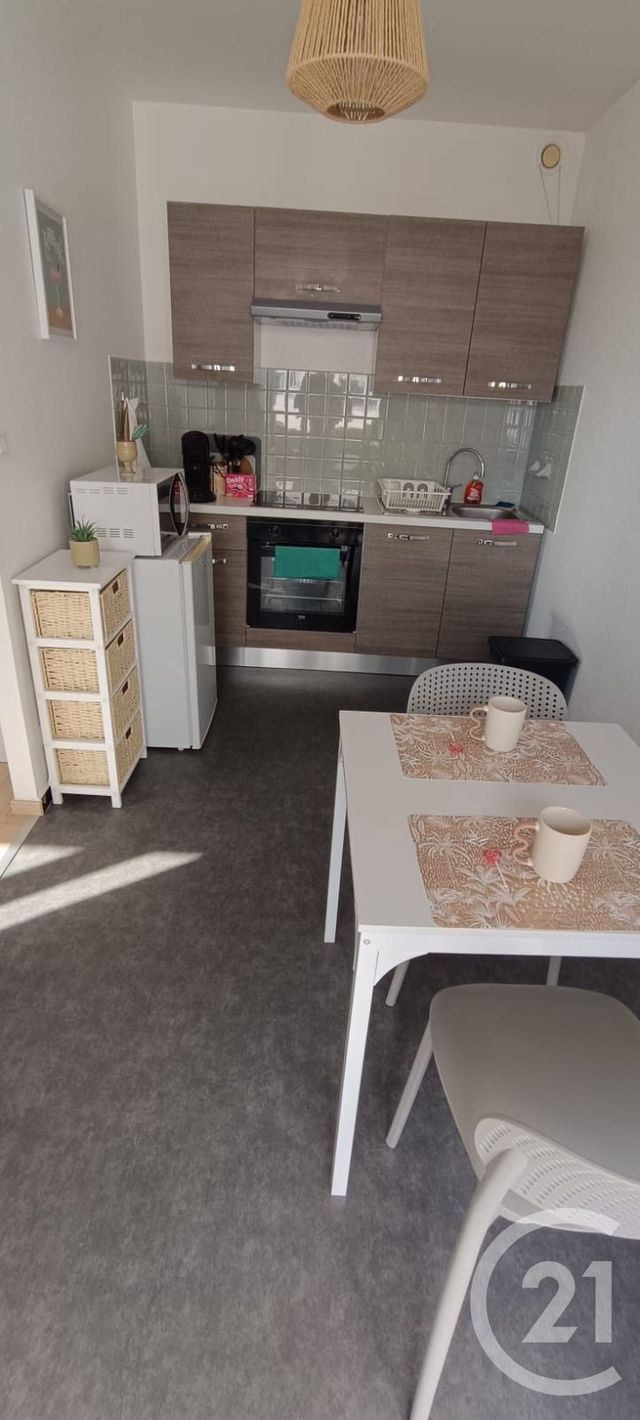 Appartement Studio à louer - 1 pièce - 33.0 m2 - MULHOUSE - 68 - ALSACE - Century 21 Weiblen Immeubles