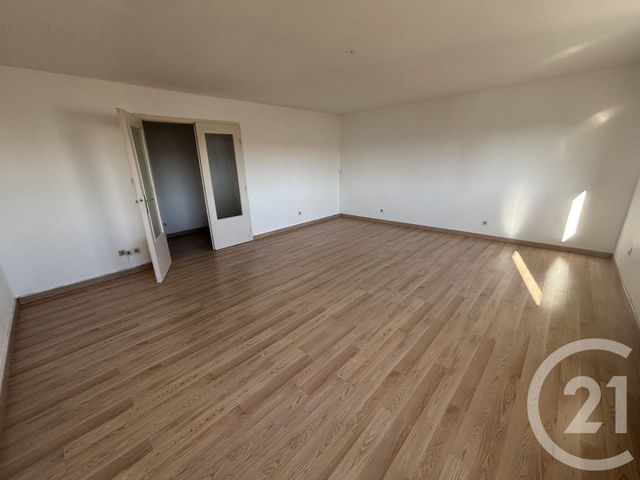 Appartement F4 à louer - 4 pièces - 105.95 m2 - MULHOUSE - 68 - ALSACE - Century 21 Weiblen Immeubles