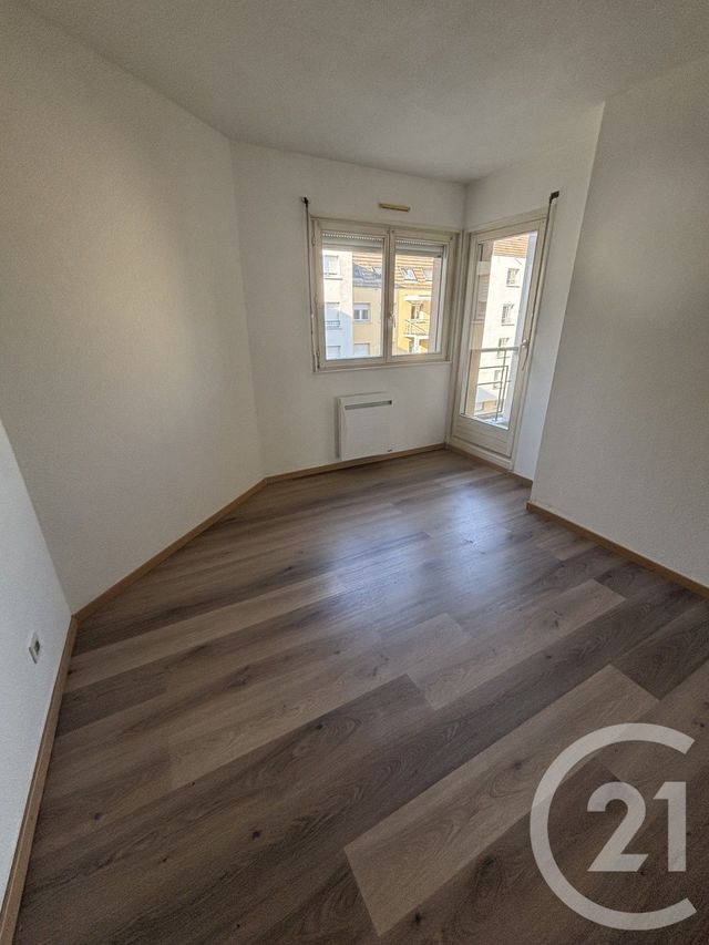Appartement F4 à louer - 4 pièces - 105.95 m2 - MULHOUSE - 68 - ALSACE - Century 21 Weiblen Immeubles