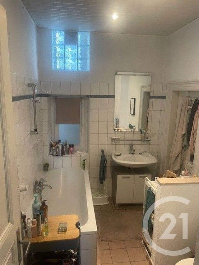Appartement F4 à louer - 4 pièces - 89.0 m2 - RIEDISHEIM - 68 - ALSACE - Century 21 Weiblen Immeubles