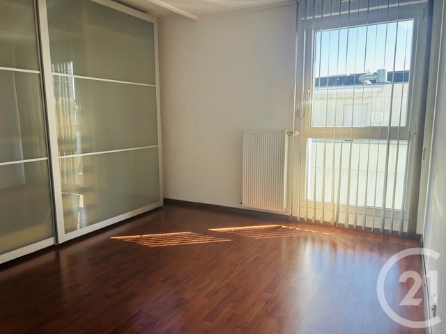 Appartement F5 à vendre - 5 pièces - 81.8 m2 - KINGERSHEIM - 68 - ALSACE - Century 21 Weiblen Immeubles