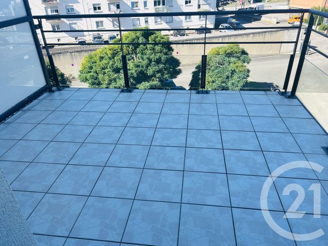 Appartement F5 à vendre - 5 pièces - 81.8 m2 - KINGERSHEIM - 68 - ALSACE - Century 21 Weiblen Immeubles