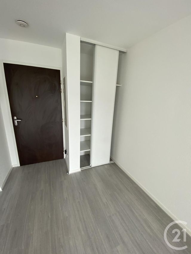 Appartement F2 à louer - 2 pièces - 47.8 m2 - MULHOUSE - 68 - ALSACE - Century 21 Weiblen Immeubles