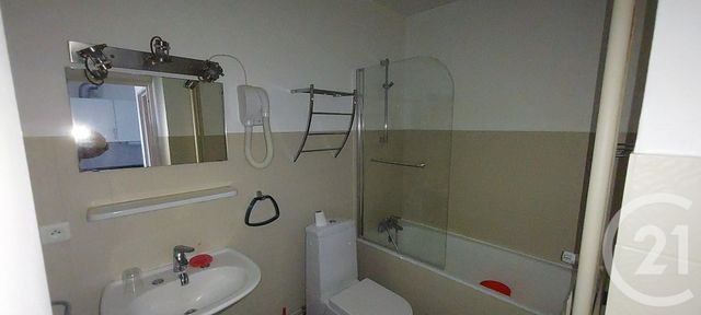 Appartement F1 à louer - 1 pièce - 36.0 m2 - MULHOUSE - 68 - ALSACE - Century 21 Weiblen Immeubles