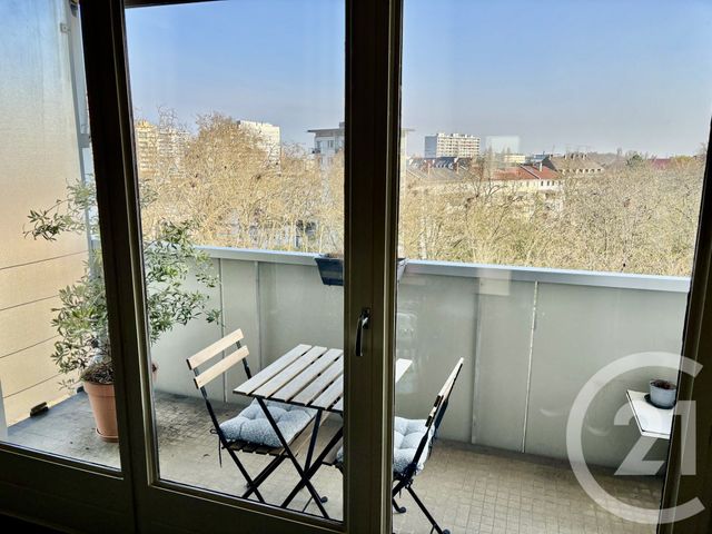 Appartement F5 à louer - 5 pièces - 97.47 m2 - MULHOUSE - 68 - ALSACE - Century 21 Weiblen Immeubles