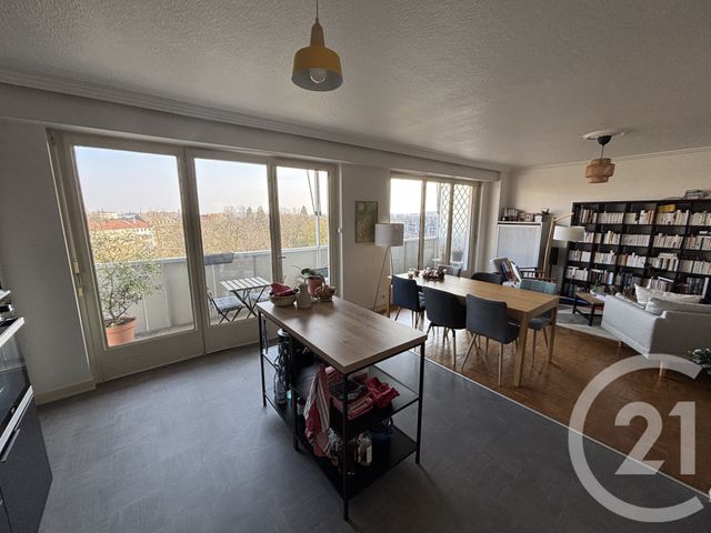 Appartement F5 à louer - 5 pièces - 97.47 m2 - MULHOUSE - 68 - ALSACE - Century 21 Weiblen Immeubles