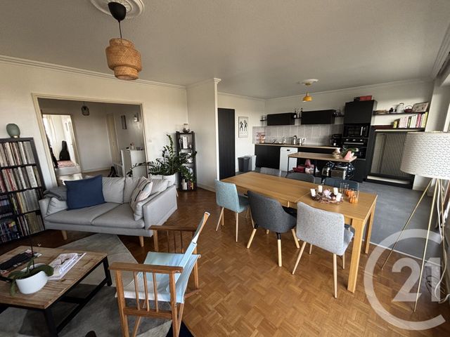 Appartement F5 à louer - 5 pièces - 97.47 m2 - MULHOUSE - 68 - ALSACE - Century 21 Weiblen Immeubles