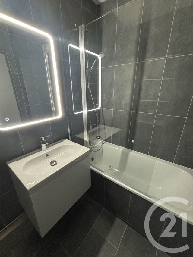 Appartement F4 à louer - 4 pièces - 78.78 m2 - MULHOUSE - 68 - ALSACE - Century 21 Weiblen Immeubles