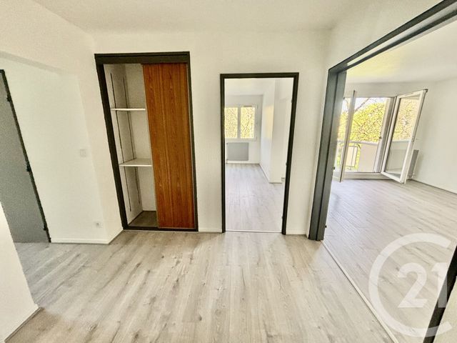 Appartement F4 à louer - 4 pièces - 78.78 m2 - MULHOUSE - 68 - ALSACE - Century 21 Weiblen Immeubles