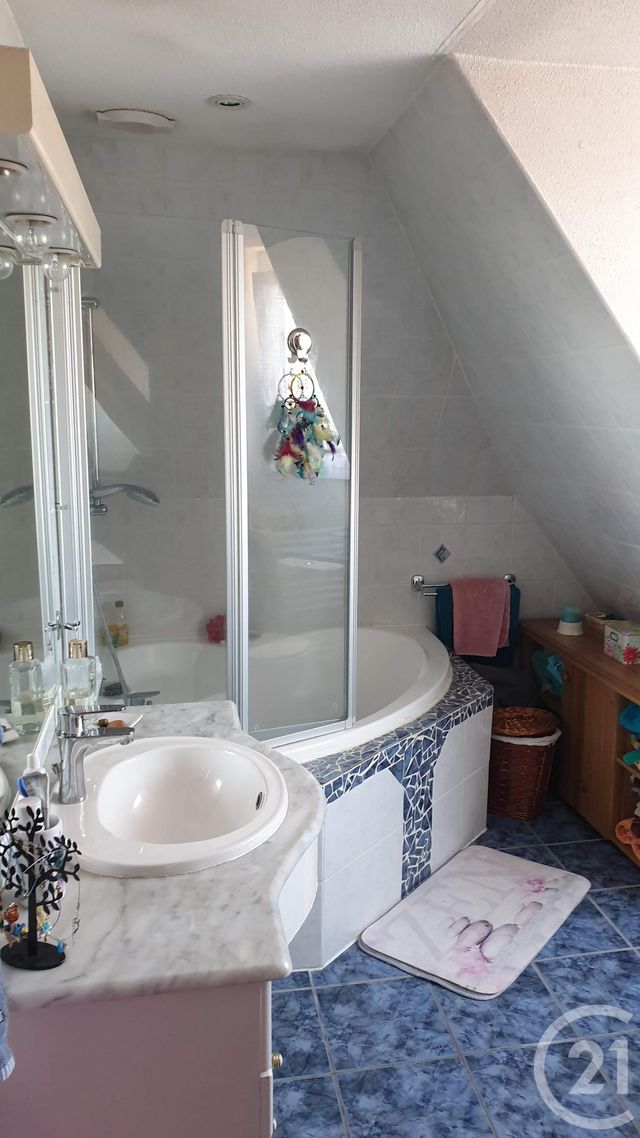 Appartement F2 à louer - 2 pièces - 36.18 m2 - ESCHENTZWILLER - 68 - ALSACE - Century 21 Weiblen Immeubles