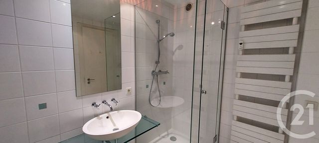 Appartement F3 à louer - 3 pièces - 87.22 m2 - MULHOUSE - 68 - ALSACE - Century 21 Weiblen Immeubles