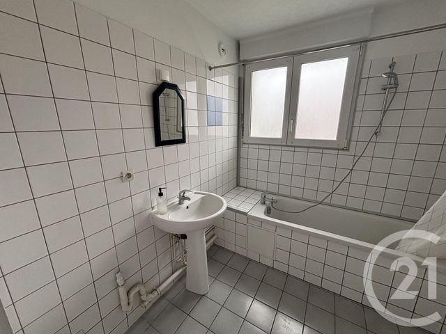 Appartement F3 à louer - 3 pièces - 65.0 m2 - HABSHEIM - 68 - ALSACE - Century 21 Weiblen Immeubles