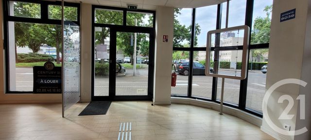 commerce à louer - 180.0 m2 - MULHOUSE - 68 - ALSACE - Century 21 Weiblen Immeubles