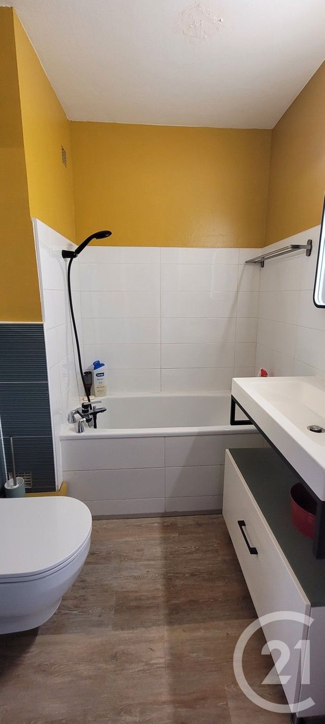Appartement F2 à vendre - 2 pièces - 47.1 m2 - RIEDISHEIM - 68 - ALSACE - Century 21 Weiblen Immeubles