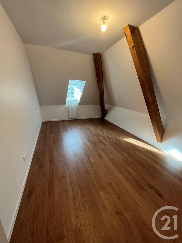 Appartement F3 à louer - 4 pièces - 83.0 m2 - MULHOUSE - 68 - ALSACE - Century 21 Weiblen Immeubles