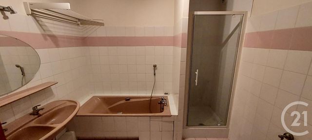 Appartement F4 à louer - 5 pièces - 118.0 m2 - RIEDISHEIM - 68 - ALSACE - Century 21 Weiblen Immeubles