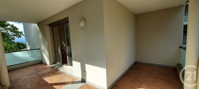 Appartement F4 à louer - 5 pièces - 118.0 m2 - RIEDISHEIM - 68 - ALSACE - Century 21 Weiblen Immeubles